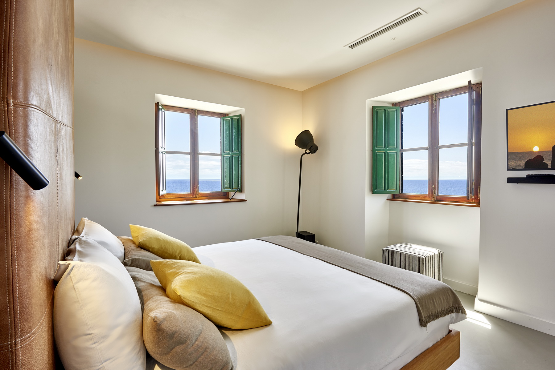 Atlantic Suite - Bedroom_resize