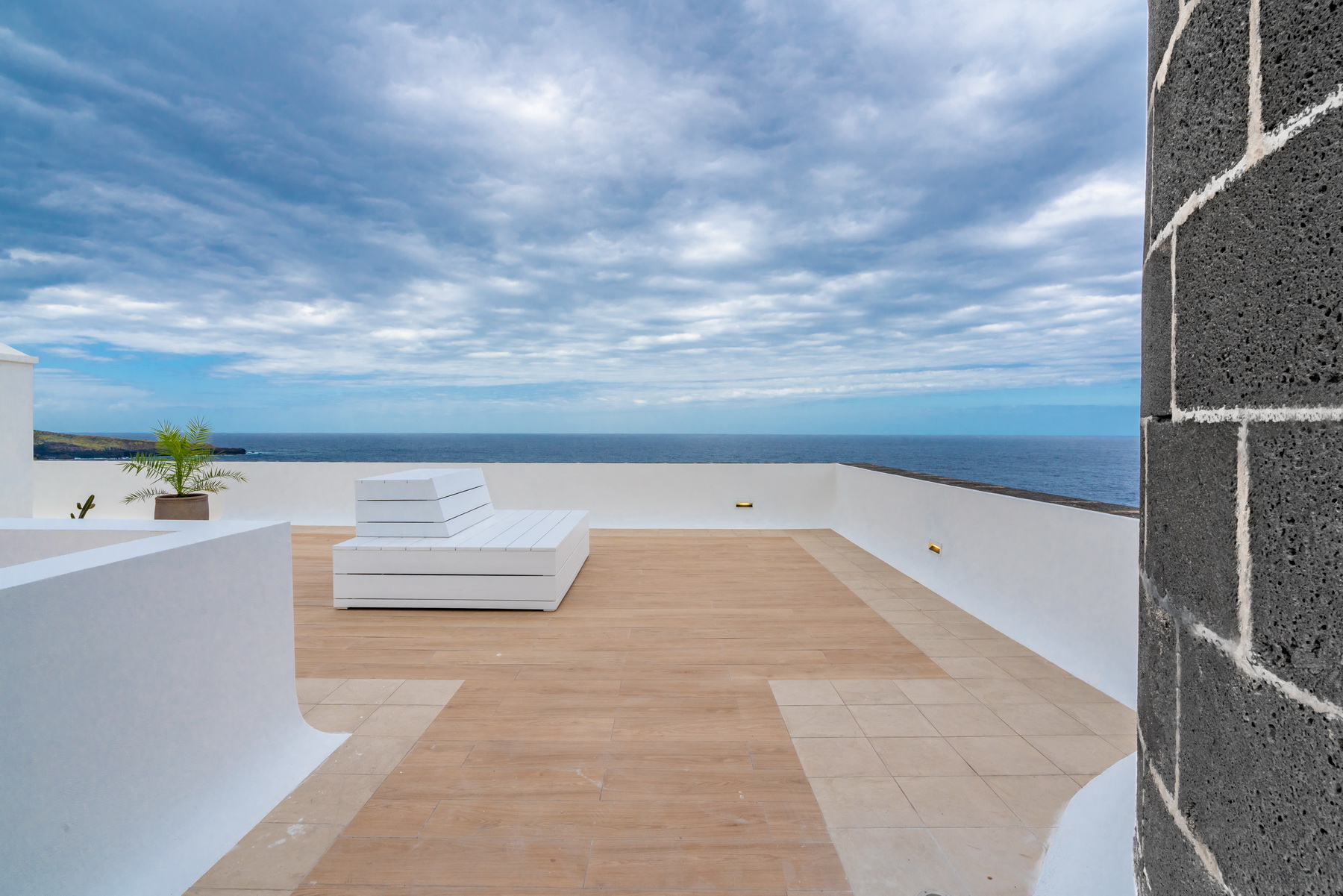 Sky above Roof Terrace_resize