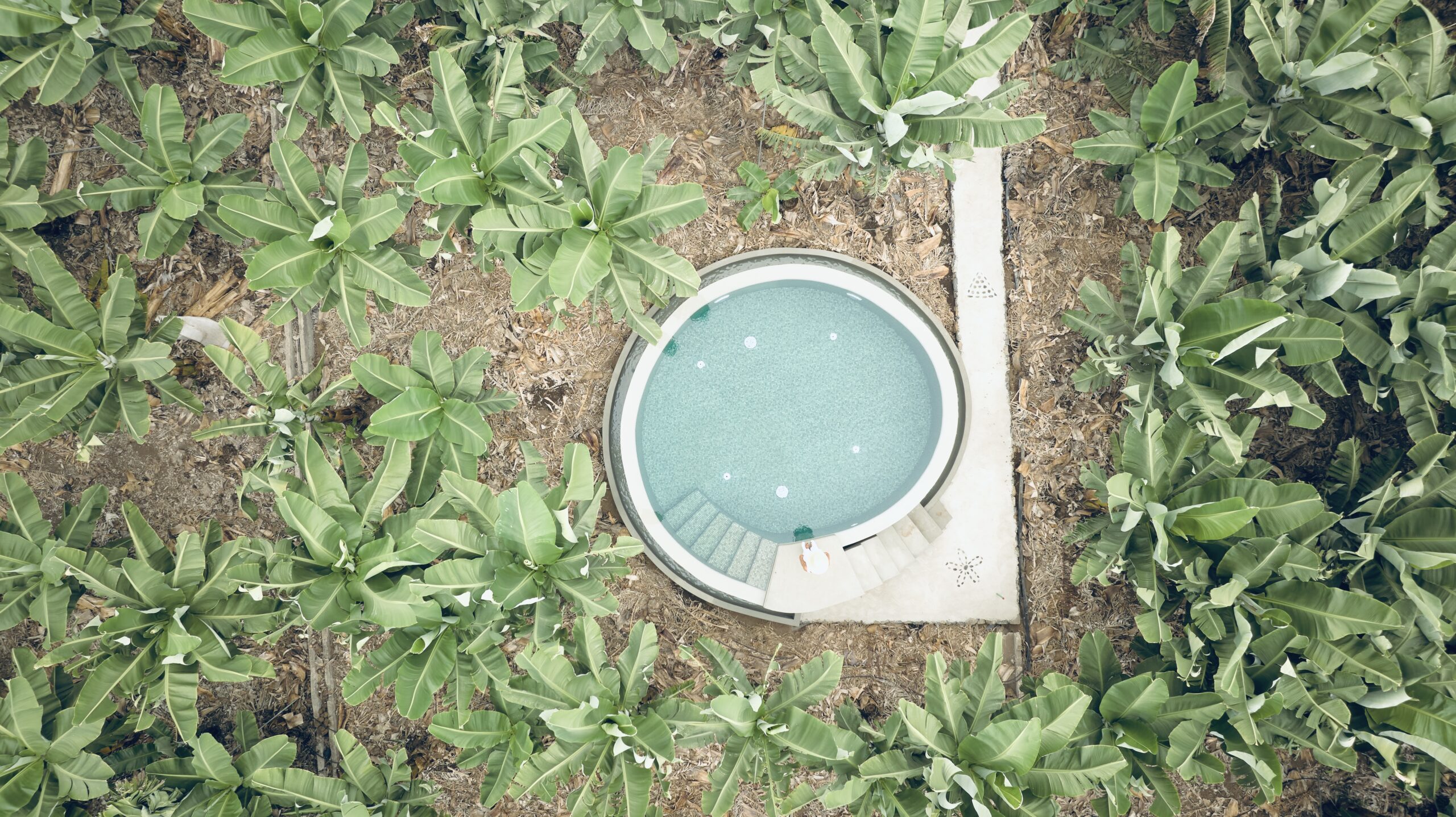 03_piscina